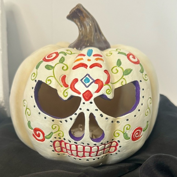 Cracker Barrel Decorative LED Jack O Lantern (pre-owned) - Picture 3 of 6